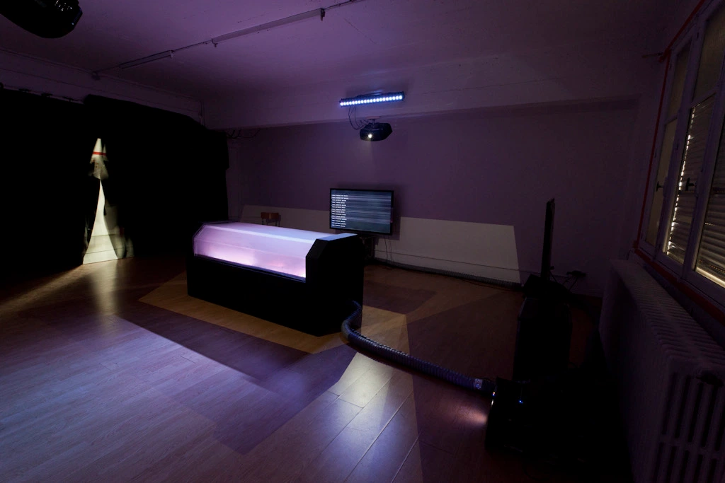 DÉCOR - SARCOPHAGE LUMINEUX